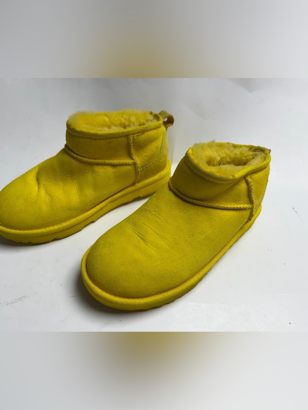 UGG Kids Yellow Shearling-Lined Ankle Boots